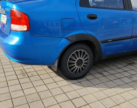 Синій Шевроле Авео, об'ємом двигуна 1.5 л та пробігом 180 тис. км за 1600 $, фото 5 на Automoto.ua