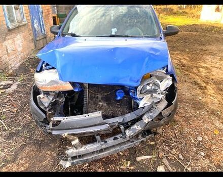 Синий Шевроле Авео, объемом двигателя 1.5 л и пробегом 100 тыс. км за 800 $, фото 3 на Automoto.ua