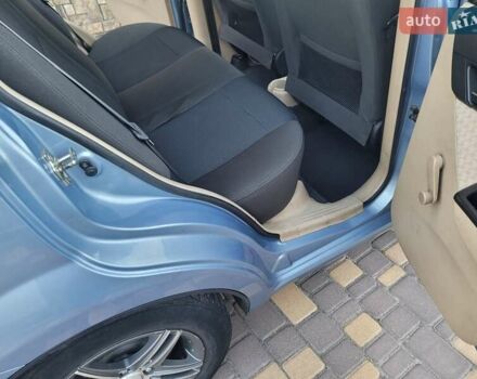 Синий Шевроле Авео, объемом двигателя 1.6 л и пробегом 137 тыс. км за 3800 $, фото 3 на Automoto.ua