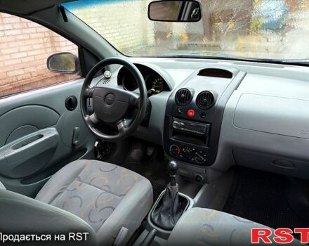 Шевроле Авео 2005 в Сумах на Automoto.ua Синий Шевроле Авео, объемом двигателя 1.5 л и пробегом 168 тыс. км за 3080 $, фото 13 на Automoto.ua