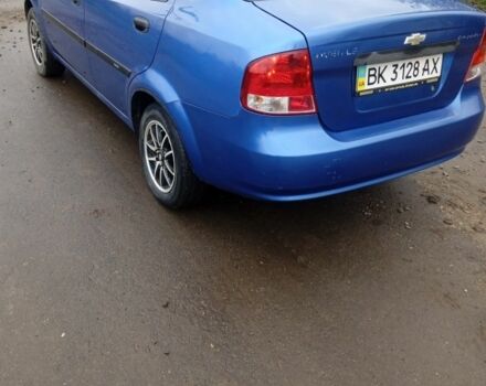 Синий Шевроле Авео, объемом двигателя 1.5 л и пробегом 320 тыс. км за 2750 $, фото 3 на Automoto.ua