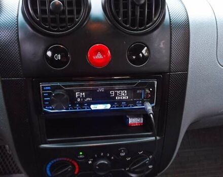 Синій Шевроле Авео, об'ємом двигуна 1.5 л та пробігом 309 тис. км за 3100 $, фото 7 на Automoto.ua