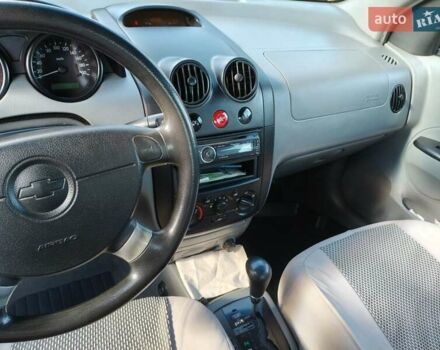 Шевроле Авео 2005 в Житомире на Automoto.ua Синий Шевроле Авео, объемом двигателя 1.5 л и пробегом 152 тыс. км за 4300 $, фото 11 на Automoto.ua