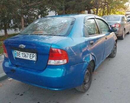 Синий Шевроле Авео, объемом двигателя 1.5 л и пробегом 300 тыс. км за 950 $, фото 1 на Automoto.ua