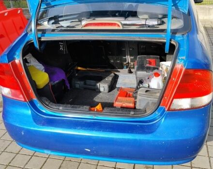 Синій Шевроле Авео, об'ємом двигуна 1.5 л та пробігом 180 тис. км за 1600 $, фото 7 на Automoto.ua