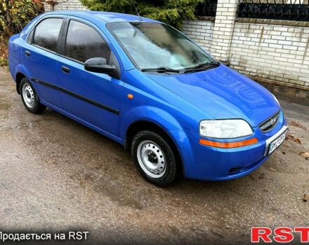 Шевроле Авео 2005 в Сумах на Automoto.ua Синий Шевроле Авео, объемом двигателя 1.5 л и пробегом 168 тыс. км за 3080 $, фото 4 на Automoto.ua