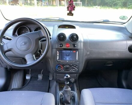 Синий Шевроле Авео, объемом двигателя 1.5 л и пробегом 140 тыс. км за 2800 $, фото 7 на Automoto.ua