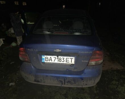 Синий Шевроле Авео, объемом двигателя 1.5 л и пробегом 170 тыс. км за 1200 $, фото 1 на Automoto.ua
