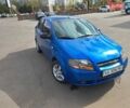 Синий Шевроле Авео, объемом двигателя 1.5 л и пробегом 300 тыс. км за 2700 $, фото 1 на Automoto.ua