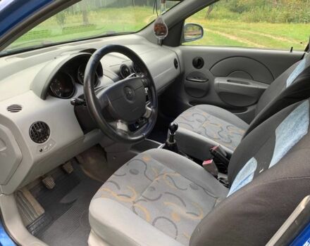 Синій Шевроле Авео, об'ємом двигуна 1.5 л та пробігом 158 тис. км за 2000 $, фото 4 на Automoto.ua