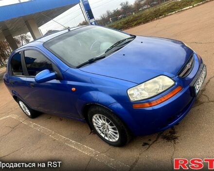 Синий Шевроле Авео, объемом двигателя 1.5 л и пробегом 250 тыс. км за 2200 $, фото 2 на Automoto.ua