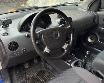 Шевроле Авео 2005 в Кривом Роге на Automoto.ua Синий Шевроле Авео, объемом двигателя 1.5 л и пробегом 207 тыс. км за 3800 $, фото 6 на Automoto.ua
