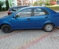 Синий Шевроле Авео, объемом двигателя 1.5 л и пробегом 350 тыс. км за 2100 $, фото 1 на Automoto.ua