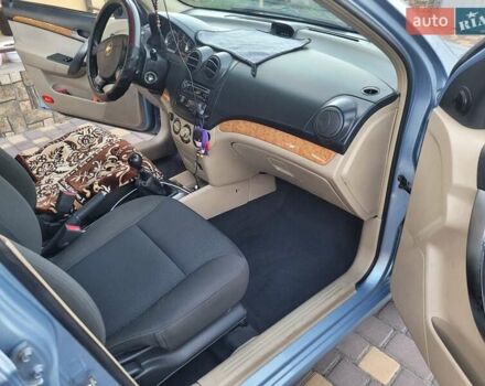 Синий Шевроле Авео, объемом двигателя 1.6 л и пробегом 137 тыс. км за 3800 $, фото 6 на Automoto.ua