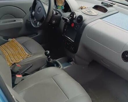 Синий Шевроле Авео, объемом двигателя 1.5 л и пробегом 202 тыс. км за 3000 $, фото 6 на Automoto.ua