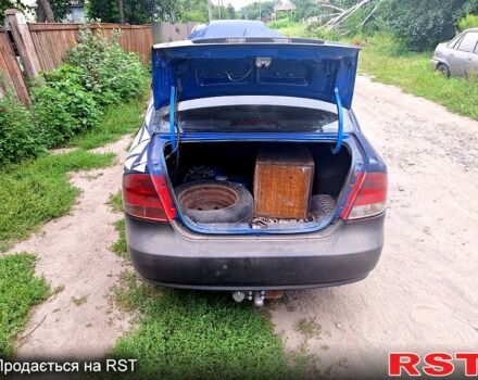 Синій Шевроле Авео, об'ємом двигуна 1.5 л та пробігом 300 тис. км за 1800 $, фото 4 на Automoto.ua