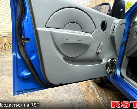 Шевроле Авео 2005 в Сумах на Automoto.ua Синий Шевроле Авео, объемом двигателя 1.5 л и пробегом 168 тыс. км за 3080 $, фото 9 на Automoto.ua