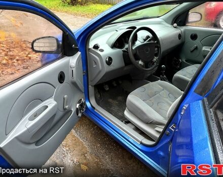 Шевроле Авео 2005 в Сумах на Automoto.ua Синий Шевроле Авео, объемом двигателя 1.5 л и пробегом 168 тыс. км за 3080 $, фото 10 на Automoto.ua