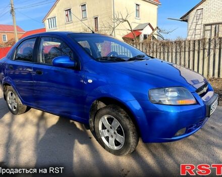 Синий Шевроле Авео, объемом двигателя 15 л и пробегом 185 тыс. км за 2750 $, фото 4 на Automoto.ua
