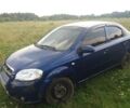 Синий Шевроле Авео, объемом двигателя 1.5 л и пробегом 119 тыс. км за 4000 $, фото 1 на Automoto.ua