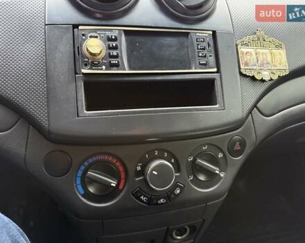 Синій Шевроле Авео, об'ємом двигуна 1.5 л та пробігом 149 тис. км за 3700 $, фото 39 на Automoto.ua