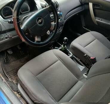 Синий Шевроле Авео, объемом двигателя 1.5 л и пробегом 250 тыс. км за 3550 $, фото 16 на Automoto.ua