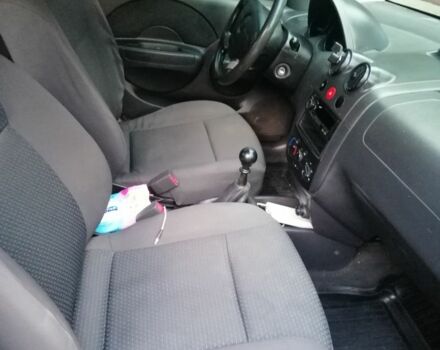 Синій Шевроле Авео, об'ємом двигуна 1.5 л та пробігом 273 тис. км за 2192 $, фото 6 на Automoto.ua