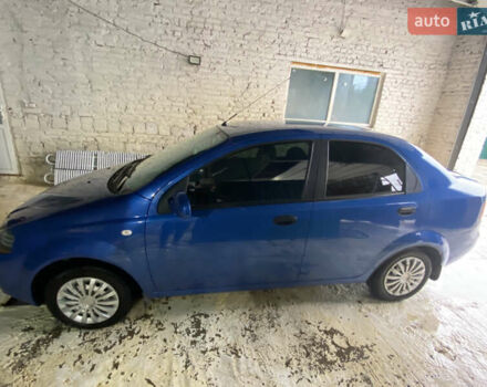Синій Шевроле Авео, об'ємом двигуна 1.5 л та пробігом 400 тис. км за 5500 $, фото 2 на Automoto.ua
