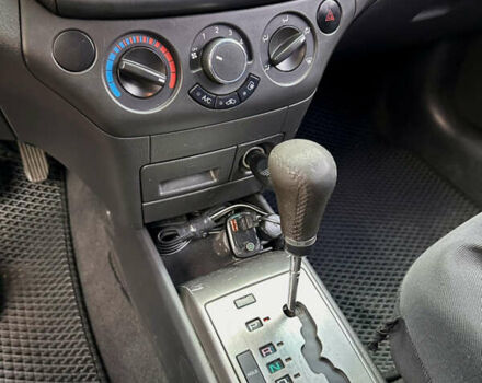 Синій Шевроле Авео, об'ємом двигуна 1.5 л та пробігом 263 тис. км за 4800 $, фото 12 на Automoto.ua