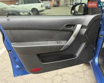 Синій Шевроле Авео, об'ємом двигуна 1.5 л та пробігом 149 тис. км за 3700 $, фото 16 на Automoto.ua
