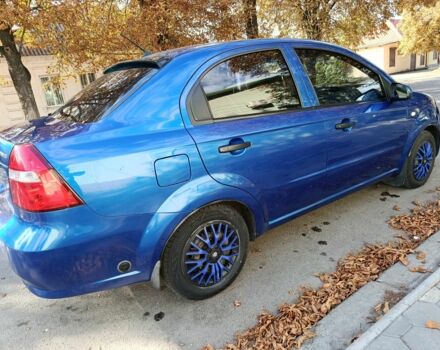 Синий Шевроле Авео, объемом двигателя 1.5 л и пробегом 275 тыс. км за 3800 $, фото 2 на Automoto.ua