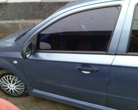 Синий Шевроле Авео, объемом двигателя 1.5 л и пробегом 240 тыс. км за 2500 $, фото 3 на Automoto.ua