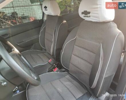 Синий Шевроле Авео, объемом двигателя 1.5 л и пробегом 36 тыс. км за 6000 $, фото 6 на Automoto.ua