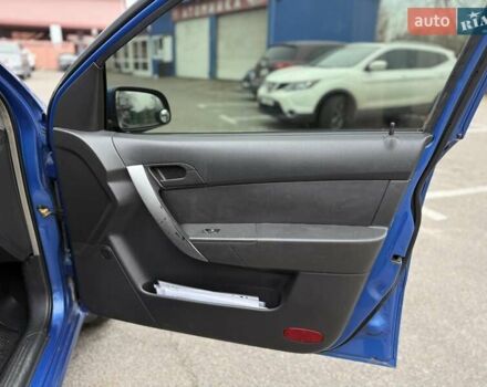 Синій Шевроле Авео, об'ємом двигуна 1.5 л та пробігом 149 тис. км за 3700 $, фото 21 на Automoto.ua