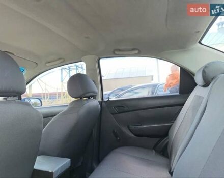 Синий Шевроле Авео, объемом двигателя 1.5 л и пробегом 264 тыс. км за 3700 $, фото 9 на Automoto.ua