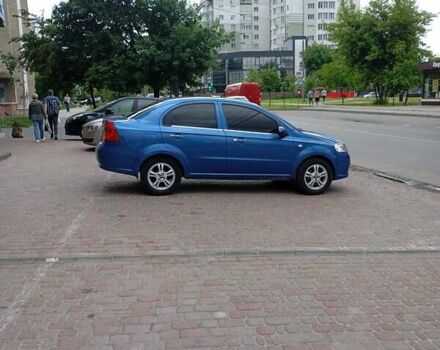 Синий Шевроле Авео, объемом двигателя 1.5 л и пробегом 298 тыс. км за 3500 $, фото 5 на Automoto.ua