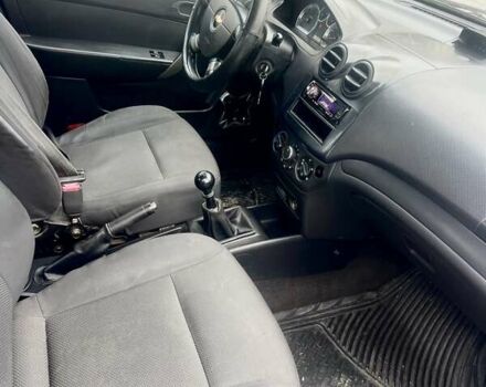 Синий Шевроле Авео, объемом двигателя 1.5 л и пробегом 269 тыс. км за 3150 $, фото 5 на Automoto.ua