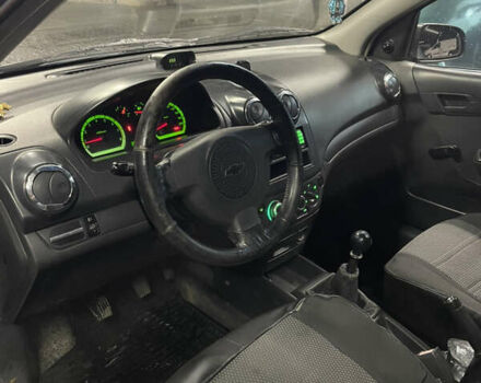 Синий Шевроле Авео, объемом двигателя 1.5 л и пробегом 210 тыс. км за 2900 $, фото 5 на Automoto.ua