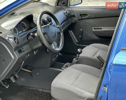Шевроле Авео 2006 в Кропивницком (Кировограде) на Automoto.ua Синий Шевроле Авео, объемом двигателя 1.5 л и пробегом 219 тыс. км за 3650 $, фото 20 на Automoto.ua