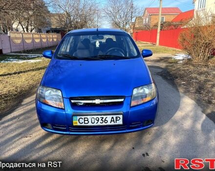 Синий Шевроле Авео, объемом двигателя 15 л и пробегом 185 тыс. км за 2750 $, фото 3 на Automoto.ua