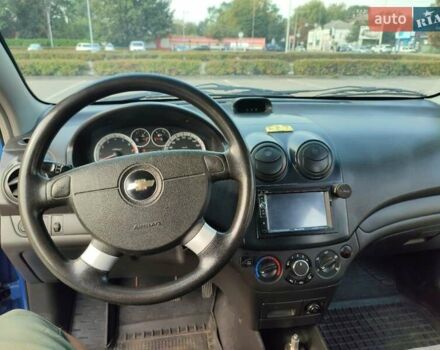 Синий Шевроле Авео, объемом двигателя 1.5 л и пробегом 255 тыс. км за 4399 $, фото 6 на Automoto.ua