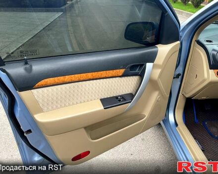 Синий Шевроле Авео, объемом двигателя 1.6 л и пробегом 125 тыс. км за 5250 $, фото 8 на Automoto.ua