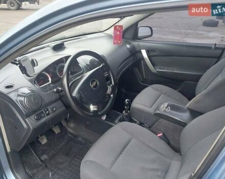 Синий Шевроле Авео, объемом двигателя 1.5 л и пробегом 302 тыс. км за 3450 $, фото 4 на Automoto.ua