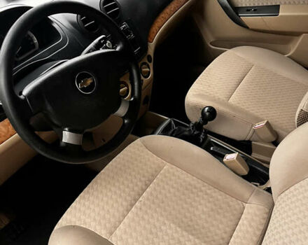 Синий Шевроле Авео, объемом двигателя 1.6 л и пробегом 200 тыс. км за 3500 $, фото 8 на Automoto.ua