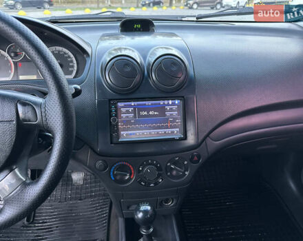 Синий Шевроле Авео, объемом двигателя 1.5 л и пробегом 300 тыс. км за 3499 $, фото 20 на Automoto.ua