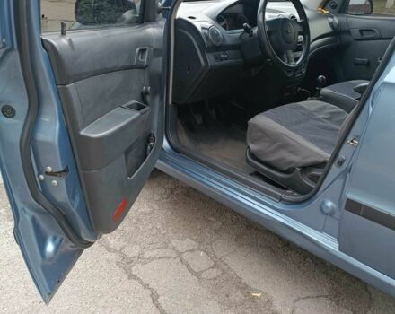 Синий Шевроле Авео, объемом двигателя 1.5 л и пробегом 280 тыс. км за 3900 $, фото 5 на Automoto.ua