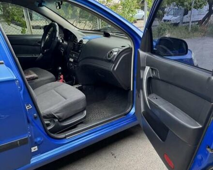 Синій Шевроле Авео, об'ємом двигуна 0 л та пробігом 237 тис. км за 3900 $, фото 3 на Automoto.ua