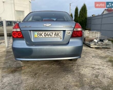 Синий Шевроле Авео, объемом двигателя 1.5 л и пробегом 225 тыс. км за 3200 $, фото 1 на Automoto.ua