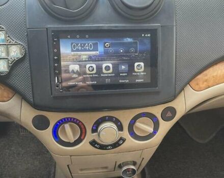 Синий Шевроле Авео, объемом двигателя 1.6 л и пробегом 250 тыс. км за 4200 $, фото 2 на Automoto.ua