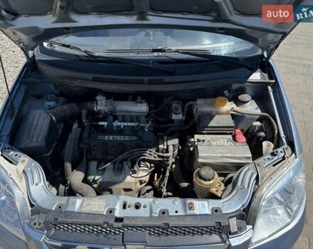 Синій Шевроле Авео, об'ємом двигуна 1.5 л та пробігом 221 тис. км за 3500 $, фото 6 на Automoto.ua